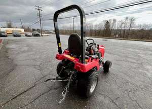 Tractor de Ruedas Massey Ferguson GC1723E 2021 Usado en Buen Estado con Motor, Caja de Cambios y Engranajes como Componentes Principales en Venta - Product Image 2
