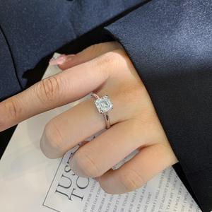 Anillo de Compromiso con Certificado IGI, Corte Asscher, 2.20ct, Diamante Cultivado en Laboratorio, Color EF, Claridad VS, Tallo Catedral con Solitario, para Boda - Product Image 5