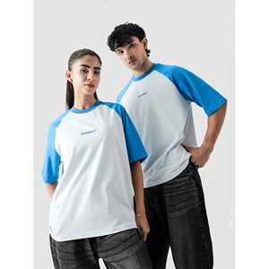 Camisetas CORE Raglan en azul eléctrico, 100% algodón, transpirables y cómodas - Product Image 2