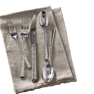 ชุดเครื่องใช้บนโต๊ะอาหารสุดหรู5ชิ้นทำจากสเตนเลสสตีลพร้อมค้อนดีไซน์เหมาะสำหรับงานแต่งงานและรับประทานอาหารอย่างมีสไตล์ - Product Image 1