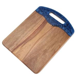 Planche à fromage classique en bois d'acacia et en résine fabriqués à la main directement du fabricant-Bloc à découper élégant pour la commande d'échantillon - Product Image 5