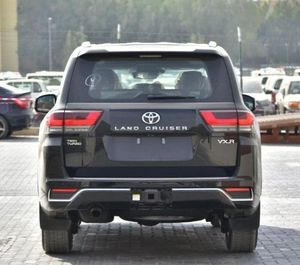 Toyota Land Cruiser Usados en Existencia, SUV Usados en Buen Estado con las Mejores Ofertas de Precio, Disponibles con Volante a la Izquierda y Derecha - Product Image 3