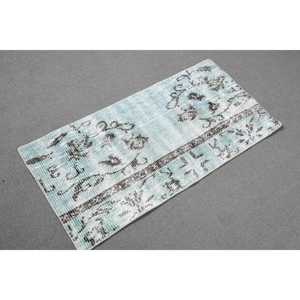 Alfombra Turca de 1.6x3.3 pies, Alfombra Vintage de Lana con Diseño Floral Azul y Marrón - Product Image 3