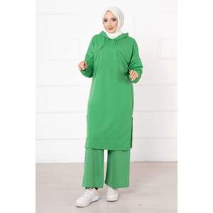 Benetton, conjunto informal de 2 piezas para mujer, Top deportivo con capucha de hilo doble, Top largo, patrón sólido, ajuste holgado, tejido de lana para deportes - Product Image 4