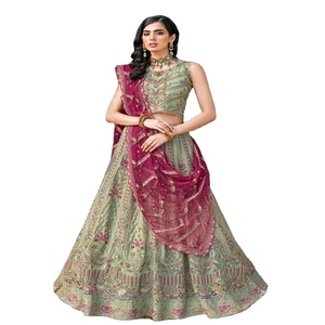 Ramsha Volume Wedding-2 Collection 3 pièces robes en mousseline de soie pour les femmes fête mariage festival porter dans le style indien et pakistanais - Product Image 1