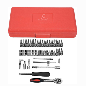 Set Professionale di 46 Utensili Meccanici da 1/4 di Pollice con Valigetta Rigida, Include Chiavi e Set di Bussole per Uso Manuale - Product Image 4