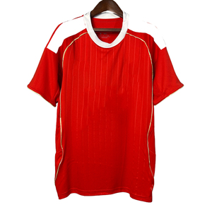 เสื้อฟุตบอลโพลีเอสเตอร์ 100% ออกแบบเองได้ พร้อมบริการพิมพ์โลโก้และชื่อแบบดิจิทัล บริการ OEM สำหรับชุดทีมชายและหญิง - Product Image 1