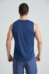 Camiseta sin mangas para hombre, cuello redondo, informal, personalizada al por mayor, de secado rápido, anti-bolitas, de algodón y elastano, transpirable, tejida, lisa, OEM, frontal - Product Image 2