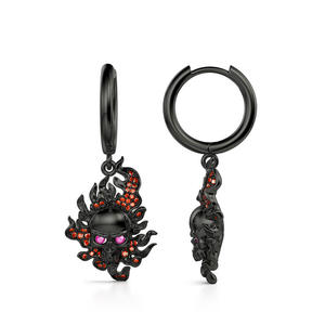 ต่างหูแฟชั่นทรงหยดน้ำเงินสเตอร์ลิงรูปหัวกะโหลกเปลวไฟ Jeulia Burning Ghost - Product Image 2