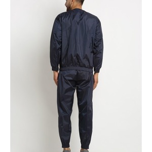 Ensemble de survêtement personnalisé en nylon imperméable d'hiver 2025, survêtement de sport en polyester noir personnalisé pour hommes - Product Image 5