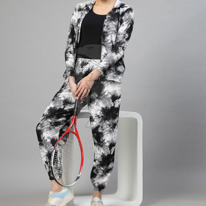 Survêtement à sublimation de style unique pour femmes, avec des designs légers, idéal pour le sport et les loisirs - Product Image 4