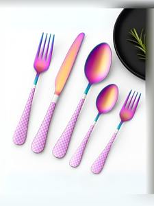 Ensemble de couverts écologiques en acier inoxydable arc-en-ciel coloré, manche à carreaux, couverts élégants pour la maison, les repas en plein air, les voyages - Product Image 5