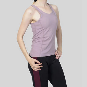 Conception personnalisée de qualité supérieure débardeur sans manches pour femmes taille personnalisée gilet léger Fitness Logo personnalisé débardeur pour femmes - Product Image 3