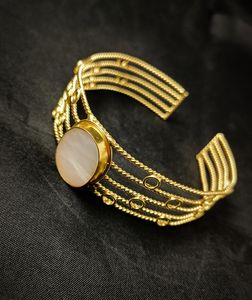 แหวนอัญมณีทองเหลืองชุบทองธรรมชาติทำด้วยมือสไตล์ดั้งเดิมเครื่องประดับสำหรับงานแต่งงานแบบฝาโลหะไม่เหมือนใคร - Product Image 3