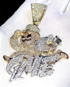 Colgante de Moissanita con Diseño Personalizado, Popular y de Gran Venta, en Plata de Ley 925 con Incrustaciones de Circonitas, Colección de Joyería Unisex - Product Image 1