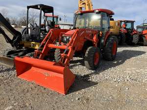 2021 Kubota MX5400 70hp 4WD Tractor de jardín de césped agrícola usado barato a la venta en Alemania - Product Image 6