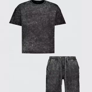 Camisa informal de manga corta con cuello redondo y conjunto de pantalones cortos de verano con logotipo personalizado - Product Image 1