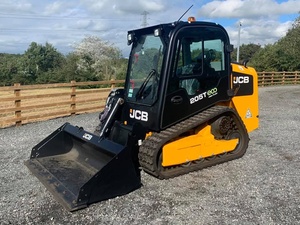 Chargeuse compacte sur chenilles JCB 205T certifiée CE, moteur diesel Kohler 55 kW, moteur PLC, puissance de levage élevée, efficacité opérationnelle élevée - Product Image 1