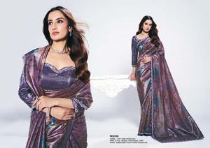 Hermoso Sari de seda satinada de primera calidad con piedra de mano y bordado perfecto para todas las ocasiones - Product Image 2