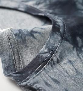 เสื้อยืดผู้ชายทรงเข้ารูป คอปกยาว ชายเสื้อโค้ง ผ้าคอตตอน 100% / ผ้าโพลีเอสเตอร์ผสมคอตตอน ระบายอากาศได้ดี รับผลิตตามแบบ OEM ปริมาณสั่งซื้อขั้นต่ำน้อย - Product Image 3