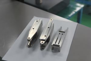 Piezas de metal de fresado CNC personalizadas - Product Image 2