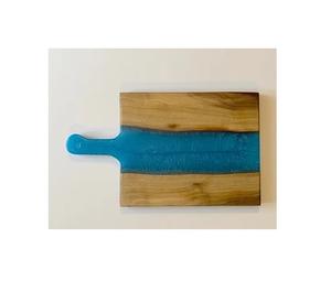 Planche à fromage en résine personnalisée avec pièce de conception de trou de poignée de rivière en résine avec vente - Product Image 4