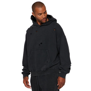 La mayoría de los hombres de moda Black Washed Pullover Hoodie con detalles desgastados disponibles en todos los tamaños y colores - Product Image 1