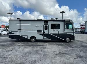 1F65F5DN9N0A10768 Autocaravana Usada de Grado Industrial 2024 con Comodidades Completas, Extensibles y Capacidad para 6 Personas, OEM - Product Image 3