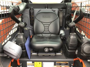 Minicargadora Kubota SSV65, Cargadora Frontal, Cilindro Hidráulico Eaton, Bomba de Caja de Cambios, Rodamiento, Motor, Núcleo del Motor, PLC - Product Image 5