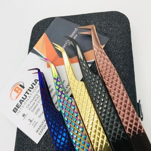 กล่องแหนบต่อขนตาแบบแผ่นพลาสม่าปลายแหลมแบบปรับแต่งโลโก้ได้อย่างยั่งยืน - Product Image 1