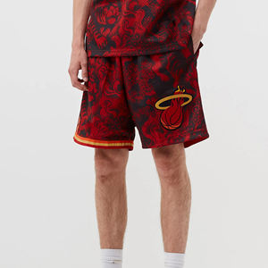 Pantalones cortos de gimnasio de poliéster de secado rápido con estampado de logotipo personalizado para hombre, ropa deportiva de talla grande para entrenamiento al aire libre, correr, baloncesto, entrenamiento deportivo - Product Image 4