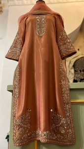 2024 nouveau pantalon Kurta brodé lourd et robe Dupatta belle décoration en dentelle Zari pour les mariages et les fêtes - Product Image 2