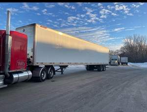 Semi-remorque à plateau sec à 3 essieux, conception à ouverture latérale/à rideaux, conteneur de transport en acier, camion Great Dane 45m 2001-3000kg, airbag - Product Image 2