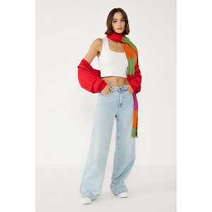 Top Informal de Manga Corta con Cuello Redondo, Tejido Elástico de Malla, Viscosa/Poliéster, con Logotipo Frontal - Product Image 3