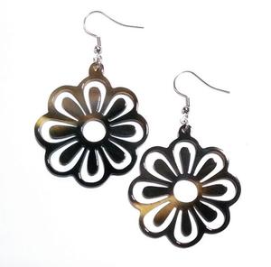 Boucles d'oreilles classiques rondes en corne pour le style quotidien, fabricant et fournisseur d'Inde, pour les événements de fête et de mode - Product Image 3