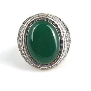 Hand-Engraved 925 Sterling <b>Silver</b> Oval <b>Ring</b> for <b>Men</b> with Green Agate Stone (Rhodium Plated) - Product Image 4