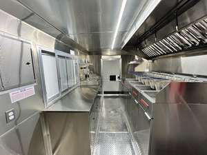 Camion de restauration rapide mobile personnalisé de nouvelle conception, entièrement équipé, achat de camion de restauration rapide de qualité supérieure, pizzas, hamburgers, boissons, nouveau camion de restauration rapide propre - Product Image 4