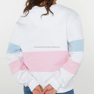เสื้อสเวตเชิ้ตผู้หญิงจากโรงงานโดยตรงในสหรัฐอเมริกา รับทำโลโก้ ผ้าฝ้ายขนแกะ เสื้อกันหนาวสำหรับฤดูหนาว จำหน่ายส่ง - Product Image 4