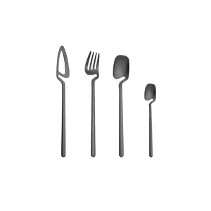 Wholesale New Design Antique Metal Shiny Polished Steel Cutlery Set Wholesale Supplier Available At Best Price