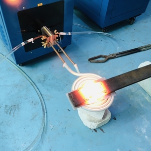 30Kw bu lông cảm ứng nóng máy rèn nóng cảm ứng thiết bị sưởi ấm - Product Image 6