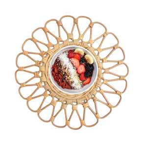 Experiencia Gastronómica Elegante, Salvamanteles Redondos de Ratán Marrón Hechos a Mano, Diseño Floral de Calidad, Tapetes Artesanales - Product Image 3