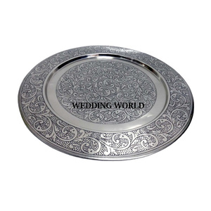 Assiette de chargeur en métal au design créatif, assiette de designer faite à la main de belle qualité, assiette de chocolat en métal à taille personnalisée, vente en gros - Product Image 3