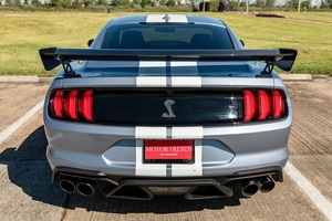 Ford Mustang Shell usado, limpio, del 2022, edición GT500 Heritage. - Product Image 4