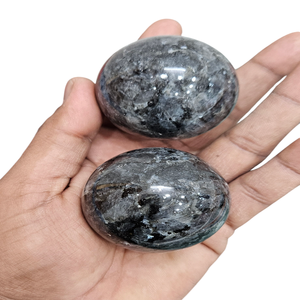 Bola de larvikita de calidad superior al por mayor, cristal de ágata llamativo, piedras preciosas de cuarzo, artesanías de piedra semipreciosa para Feng Shui pulido - Product Image 1