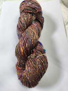 เส้นด้ายหลากสีผ้าทวีดสำหรับถักมือและถักไหมพรมเส้นใยไหมรีไซเคิลเป็นมิตรกับสิ่งแวดล้อมสำหรับขายตามสั่ง - Product Image 3