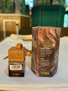 OEM kính xe làm mát không khí khuếch tán 8ml thân thiện với môi hương liệu Oud tinh dầu treo nước hoa giáng sinh đám cưới Thái Lan - Product Image 4