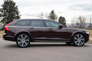 VOLVO V90 CROSS COUNTRY T6 AWD 2017 D'OCCASION (LHD/RHD) - Product Image 2