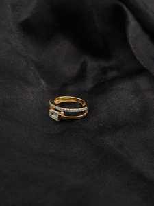 1CT Eternity Lab Grown HPHT CVD Bague de fiançailles en or jaune taille baguette certifiée IGI pour femmes Design élégant - Product Image 5