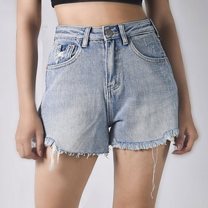 Shorts en jean pour femmes teints en uni et à séchage rapide, shorts en jean tendance à taille haute en coton pour femmes - Product Image 1