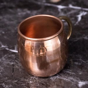 Tasse en cuivre 2 tasse à eau au design martelé bon pour les adultes cadeau de qualité supérieure pour la meilleure vente - Product Image 1